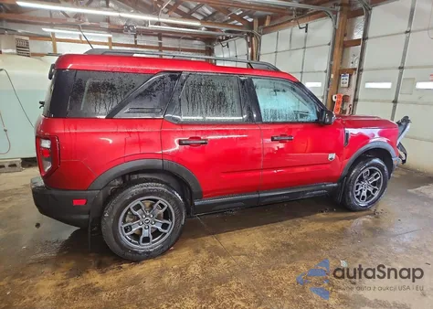 2021 Ford Bronco Sport Big Bend z USA, uszkodzony, nr VIN 3FMCR9B69MRA72440